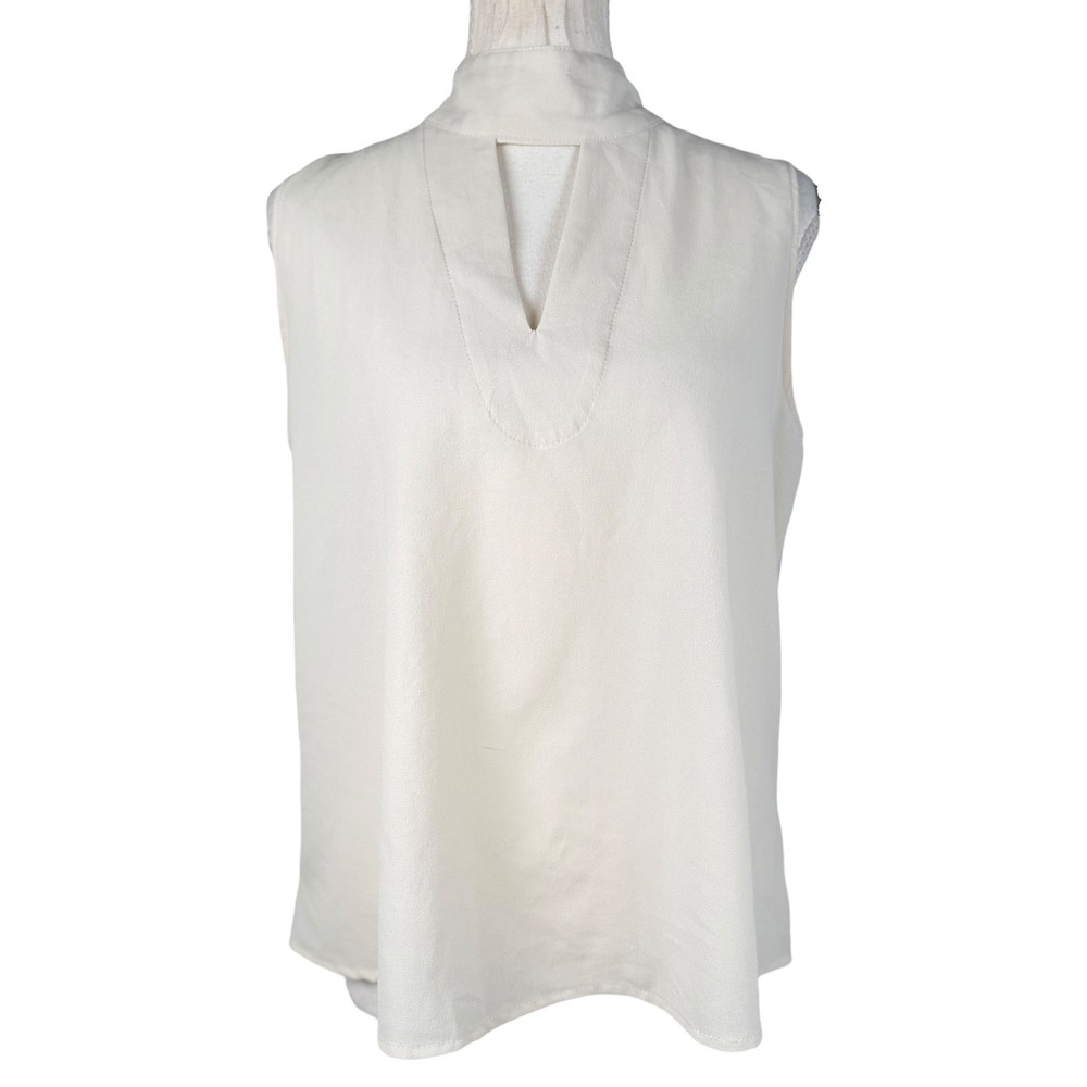 Paper Crane Top Womens Medium Ivory Mock Neck Sleeveless Keyhole Back Blouse